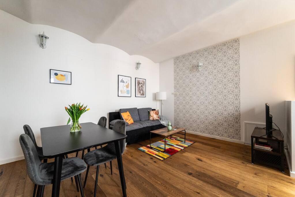Neat 1Br Duplex By Metro And Center By Hm Apartment Vienna Exterior photo